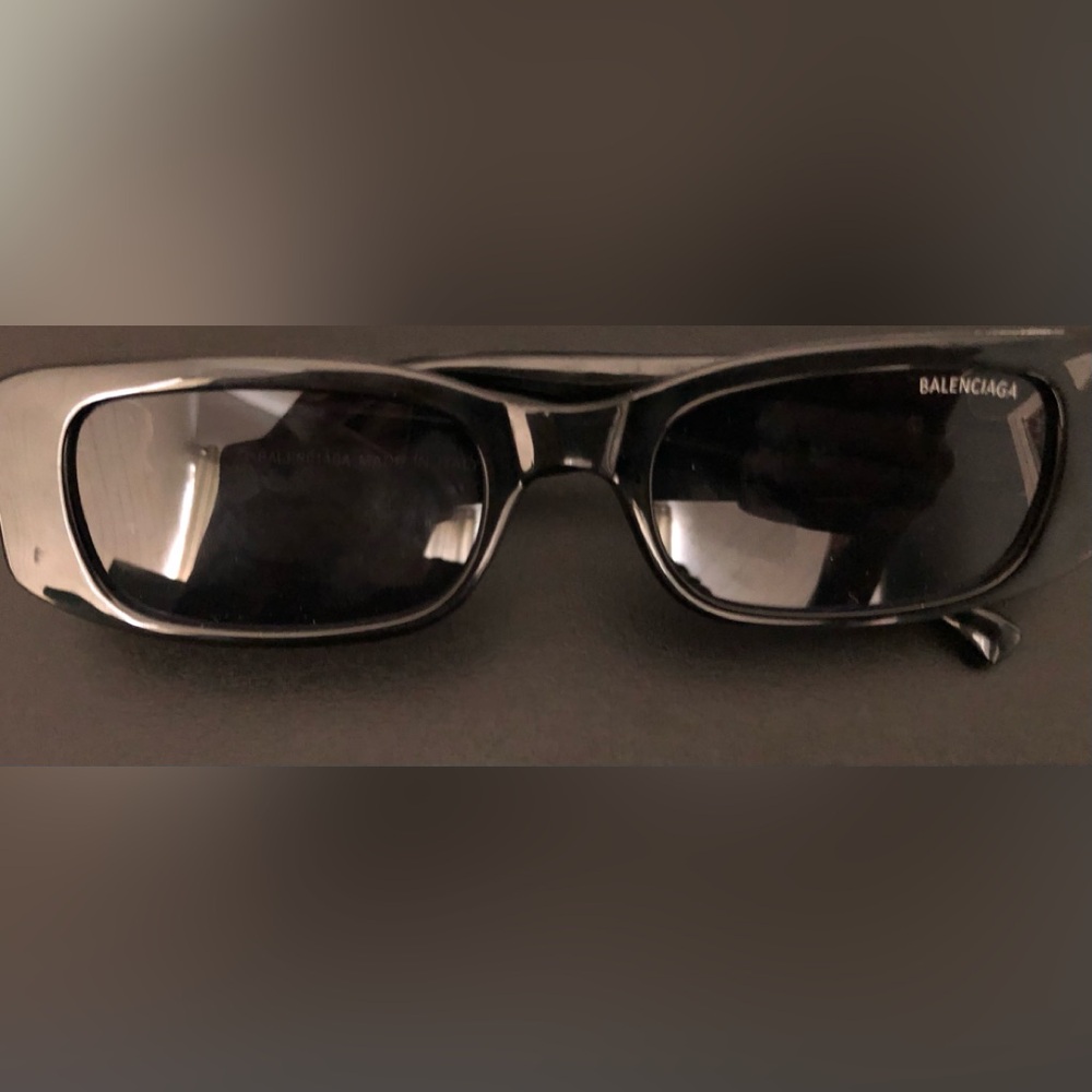 BALENCIAGA sunglasses